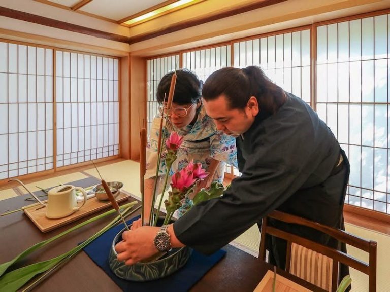 Ikebana Flower Arrangement Experience